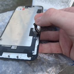Easy Fix - The taped together screen they sold me.