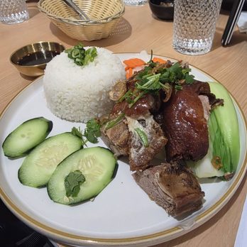 Golden Dragon - Roast Duck over Rice. - Vietnamese Near Me - Reno, Nevada
