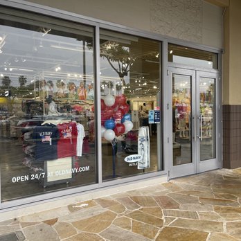 Old Navy Outlet - storefront - Men's Clothing Near Me - Waipahu, Hawaii Old Navy Outlet - storefront - Men's Clothing Near Me - Waipahu, Hawaii