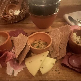 Aifur - Game plate. Not very good - Scandinavian Near Me - Stockholm, Alberta