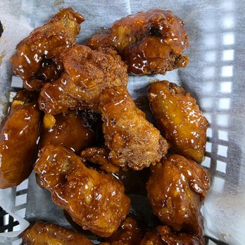 JT's Pub and Grub - Wing basket - Sports Bars Near Me - Belleville, Michigan JT's Pub and Grub - Wing basket - Sports Bars Near Me - Belleville, Michigan