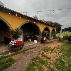 Paradise Hills Vineyard & Winery