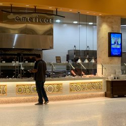 Gran Via Buffet - Buffet section