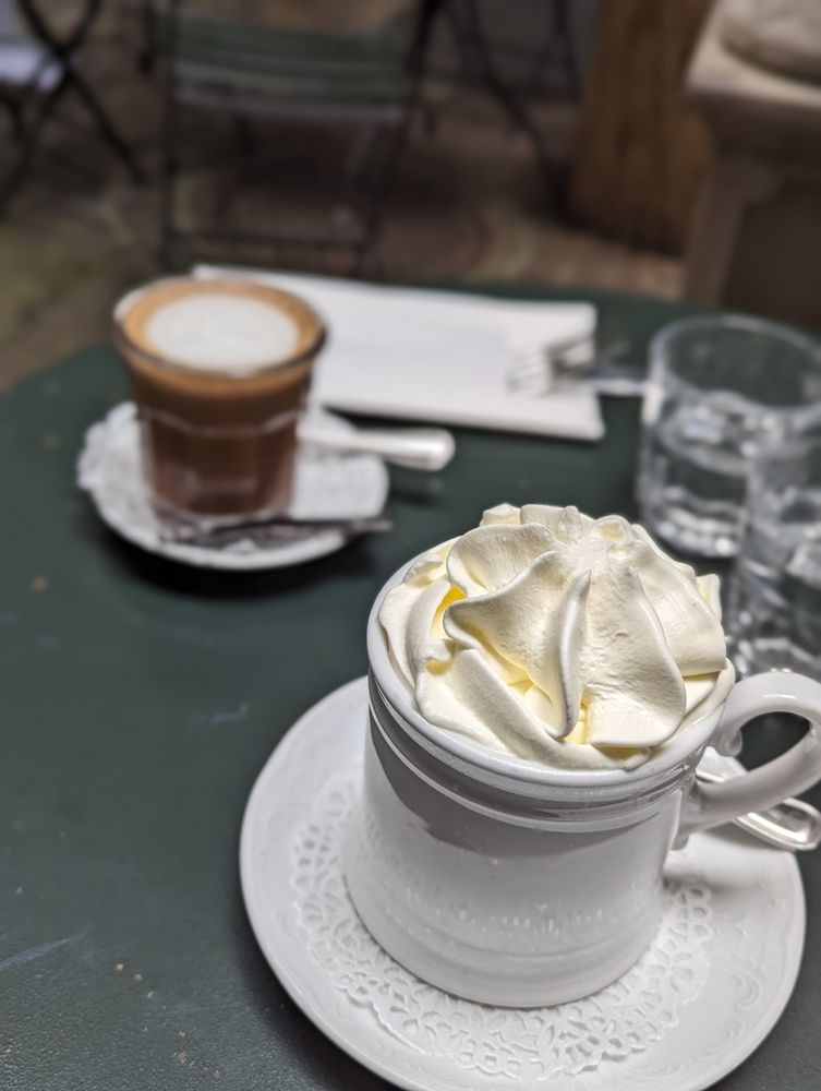 Café & Confiserie 1842