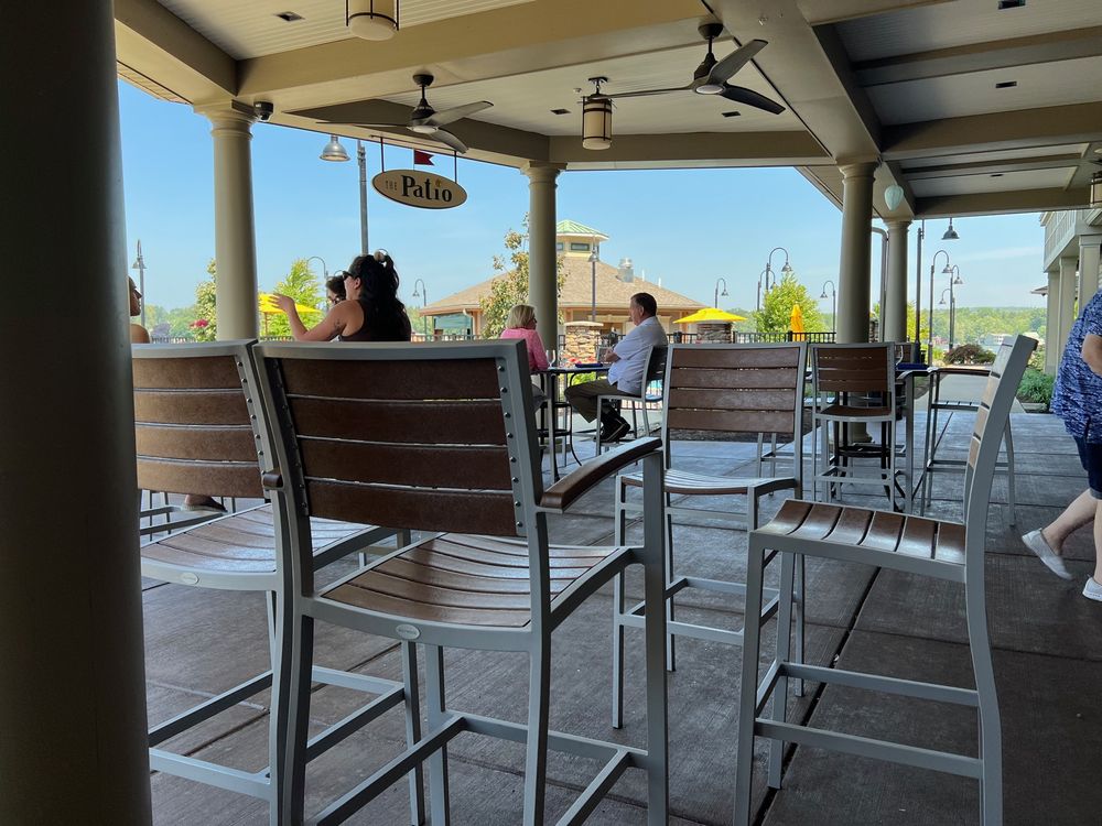 CHAUTAUQUA HARBOR HOTEL Updated October 2024 228 Photos & 56