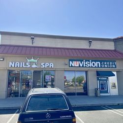 Natural Nails & Spa