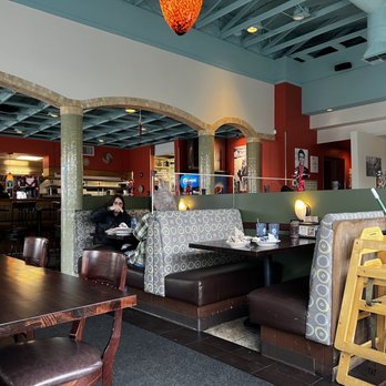 Kafé Neo Edmonds - Interior seating - Greek Near Me - Edmonds, Washington Kafé Neo Edmonds - Interior seating - Greek Near Me - Edmonds, Washington