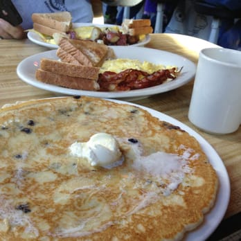 Deb's Diner - Blueberry pancakes YUM! - Breakfast & Brunch Near Me - Salem, Massachusetts