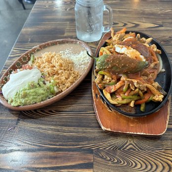 Cultivo - Fajitas - Chicken. Delicious & Fresh. - Pizza Near Me - Ukiah, California