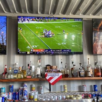 Moonshine Beach - Front bar area - Country Dance Halls Near Me - San Diego, California Moonshine Beach - Front bar area - Country Dance Halls Near Me - San Diego, California