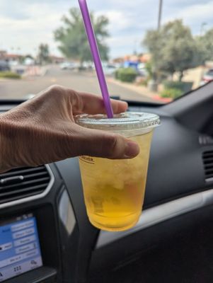 The Coffee Bean & Tea Leaf by null