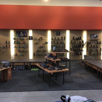 REI - Outdoor Gear Near Me - Medford, Oregon