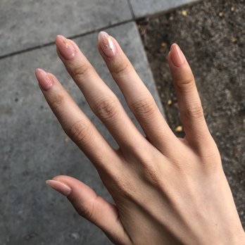 Maison Nail Spa - Right hand - Nail Salons Near Me - Pasadena, California Maison Nail Spa - Right hand - Nail Salons Near Me - Pasadena, California