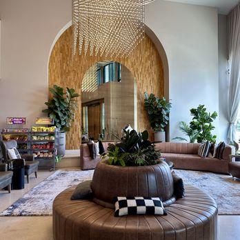 Kissel Uptown - Lobby - Hotels Near Me - Oakland, California Kissel Uptown - Lobby - Hotels Near Me - Oakland, California