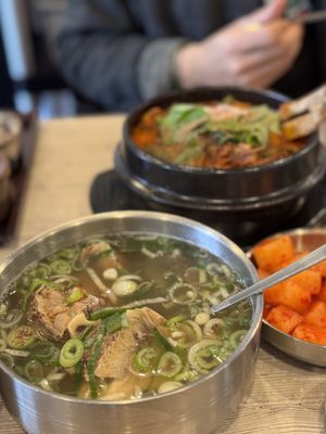Moobongri Soondae Irvine Barranca (무봉리 순대국 얼바인 바랑카) by null