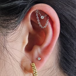 Hidden helix and second lobe, freshly pierced by Michael at Puncture Theory. (Lower lobe not pierced by Puncture Theory.) Hidden helix and second lobe, freshly pierced by Michael at Puncture Theory. (Lower lobe not pierced by Puncture Theory.)