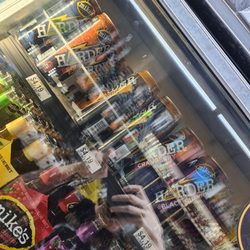 Louies Liquor