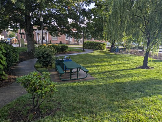 Dr Martin Luther King Jr Memorial Park, 400 N Grove St, Hendersonville, NC  28792, US - MapQuest