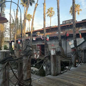 The Warehouse Restaurant - Seafood Near Me - Marina del Rey, California
