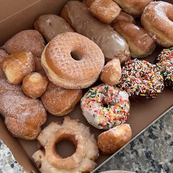 Jean's Donut Shop - Donuts Near Me - La Habra, California Jean's Donut Shop - Donuts Near Me - La Habra, California