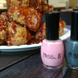 Sodam Chicken - Fried chicken and nail polish?!