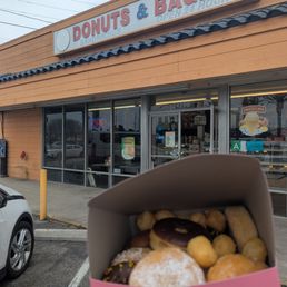 Donut box