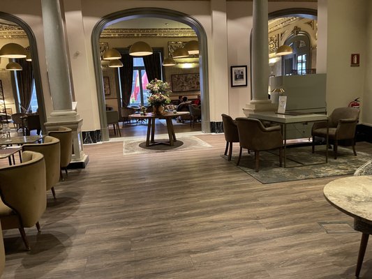 Círculo Gran Vía, Autograph Collection by null