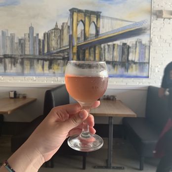 Collins Pizza - Rosé - Pizza Near Me - Miami Beach, Florida