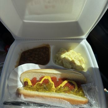 B & G Milkyway - Hot dog basket - Ice Cream & Frozen Yogurt Near Me - Sioux Falls, South Dakota B & G Milkyway - Hot dog basket - Ice Cream & Frozen Yogurt Near Me - Sioux Falls, South Dakota