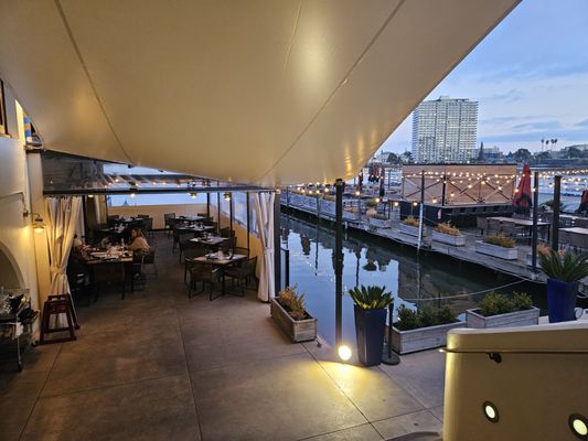 The Lake Chalet Seafood Bar & Grill by null