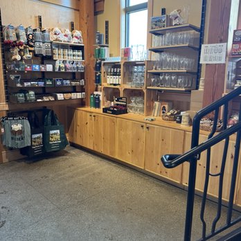 Von Trapp Brewing Bierhall Restaurant - Gift shop - Austrian Near Me - Stowe, Vermont