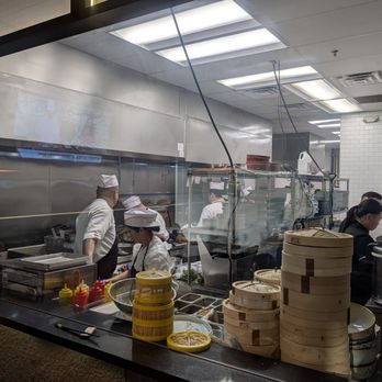 China Mama - Glass enclosed kitchen lets you see what's going on - Chinese Near Me - Henderson, Nevada