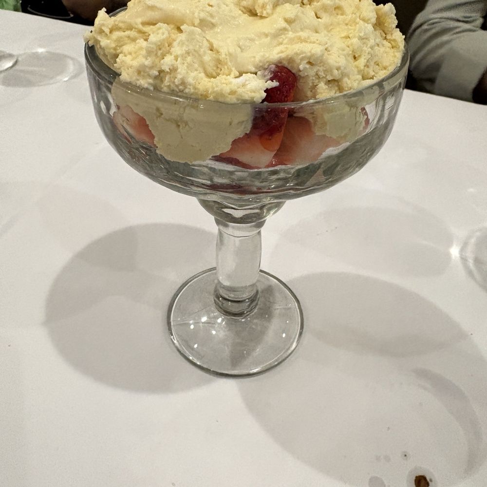 Cafe Dolce Vita - Strawberry and cream dessert was very delicious - Italian Near Me - Gilroy, California