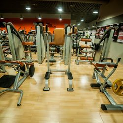 Total Fitness - Siłowania i Fitness Warszawa Ursynów, Puszczyka 7