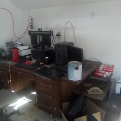 Courtney Computer Repair - This is the inside of Courtney Computer Repair
