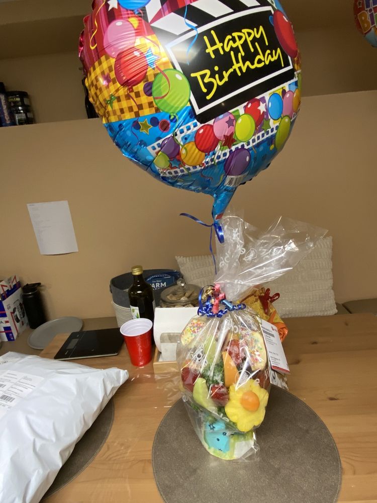 Edible Arrangements Logo