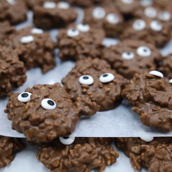 Chocolate Shoppe - halloween fun - Desserts Near Me - Gardnerville, Nevada