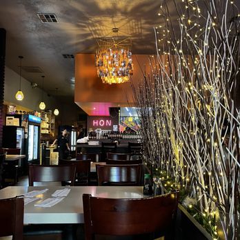 Hon Ramen - Mood inside - Ramen Near Me - Bakersfield, California Hon Ramen - Mood inside - Ramen Near Me - Bakersfield, California