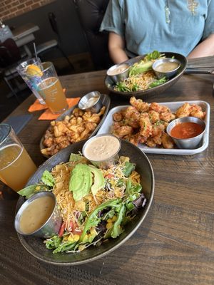 Loyal Tavern by null