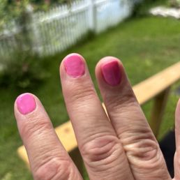 You can see the globs  of polish on the first finger and the middle finger.