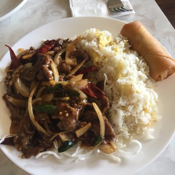 San Wok Express - Lunch Special Mongolian Beef w/Fried Rice - comes with egg roll and soup. - Chinese Near Me - Kent, Washington