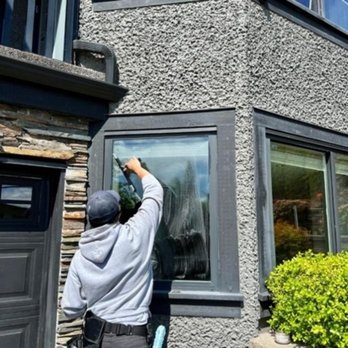 Flat Mate Property Services - Photo - Window Washing Near Me - Vancouver, British Columbia Flat Mate Property Services - Photo - Window Washing Near Me - Vancouver, British Columbia