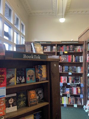 Tattered Cover Union Station by null