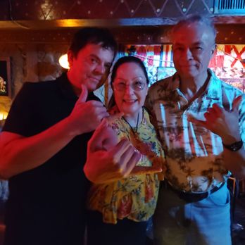Pele Utu - Master musician in the jeans! - Tiki Bars Near Me - Reno, Nevada