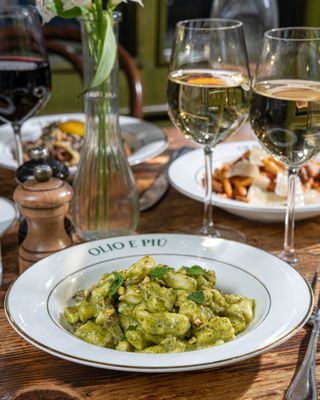 OLIO E PIÙ by null