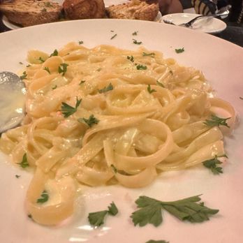 Ungaro Coal Fired Pizza Cafe - Pasta Alfredo - Pizza Near Me - Staten Island, New York Ungaro Coal Fired Pizza Cafe - Pasta Alfredo - Pizza Near Me - Staten Island, New York