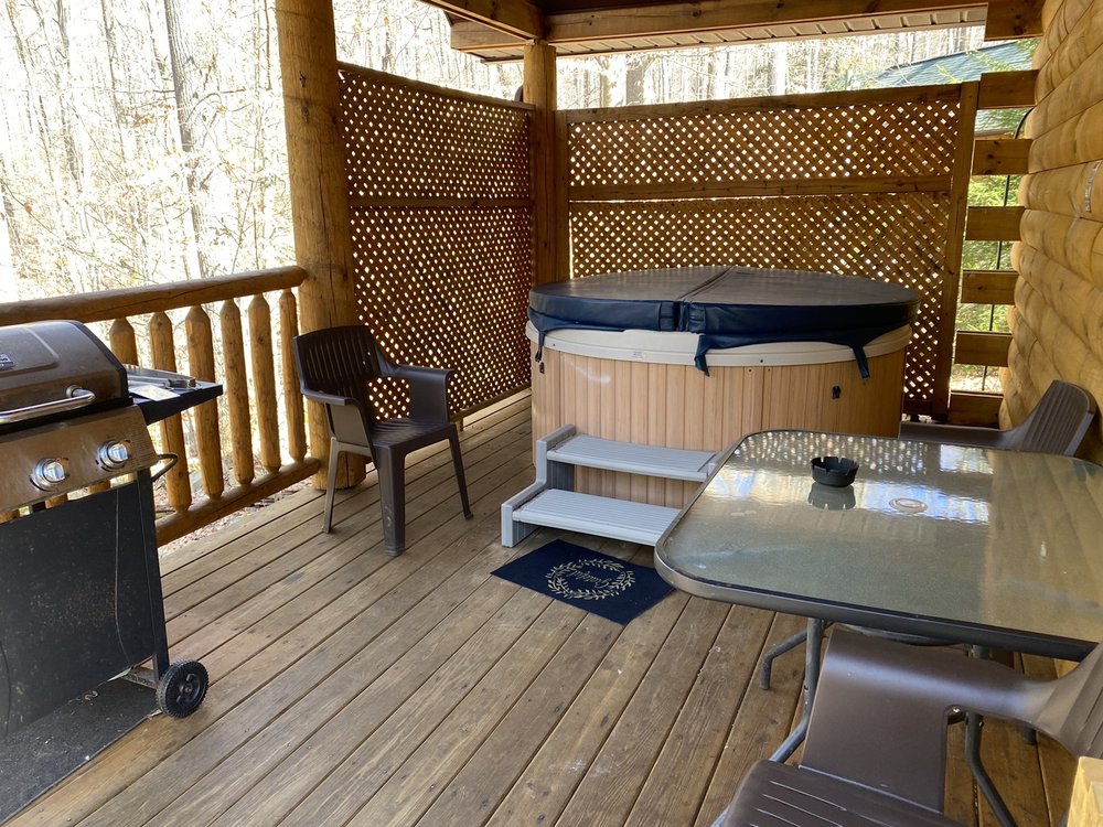 MOUNTAIN CREEK CABINS Updated September 2024 31 Photos & 17 Reviews