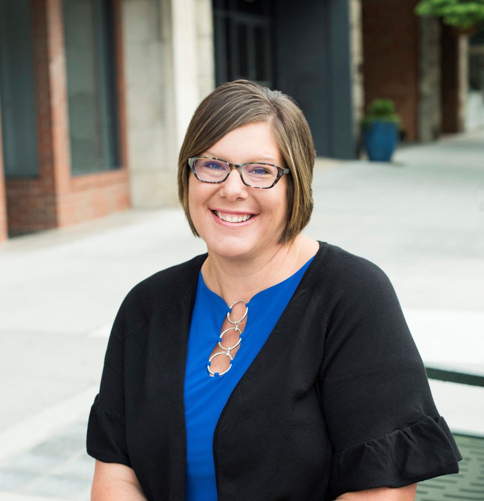 AMANDA HILL RE/MAX FOUR SEASONS 739 N Main St, Hendersonville