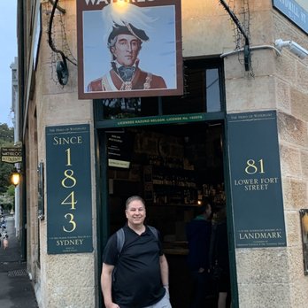 Dave's Pub Walks - Bars Near Me - The Rocks, NSW