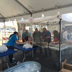 Kget Channel 17 - Fundraiser volunteers.